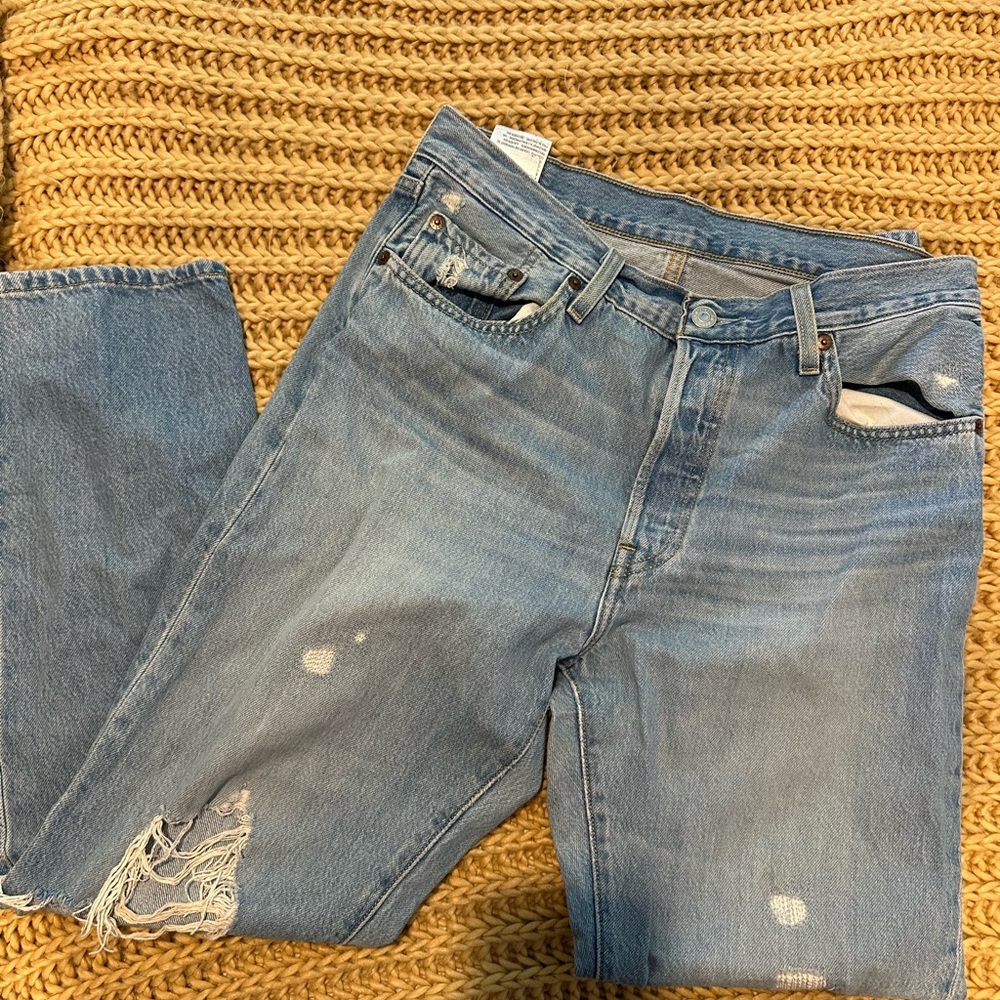 501 Original Cropped Ripped Jeans